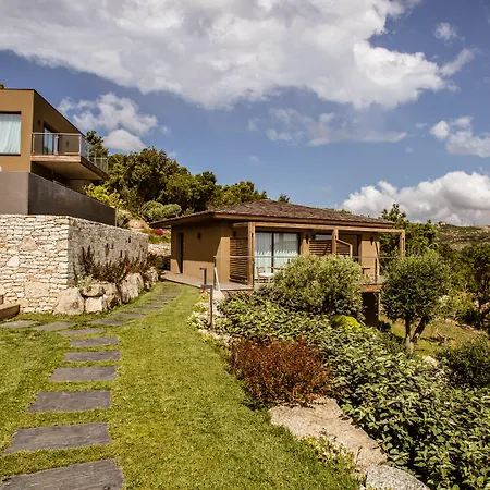 Hotel Version Maquis Santa Manza