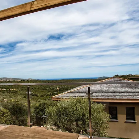 Hotel Version Maquis Santa Manza 4*