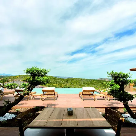 Hotel Version Maquis Santa Manza