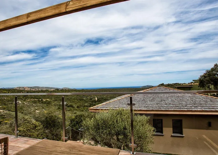 Hotel Version Maquis Santa Manza 4*