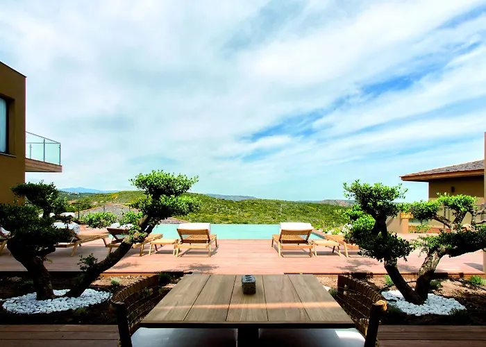 Hotel Version Maquis Santa Manza Bonifacio (Corsica)